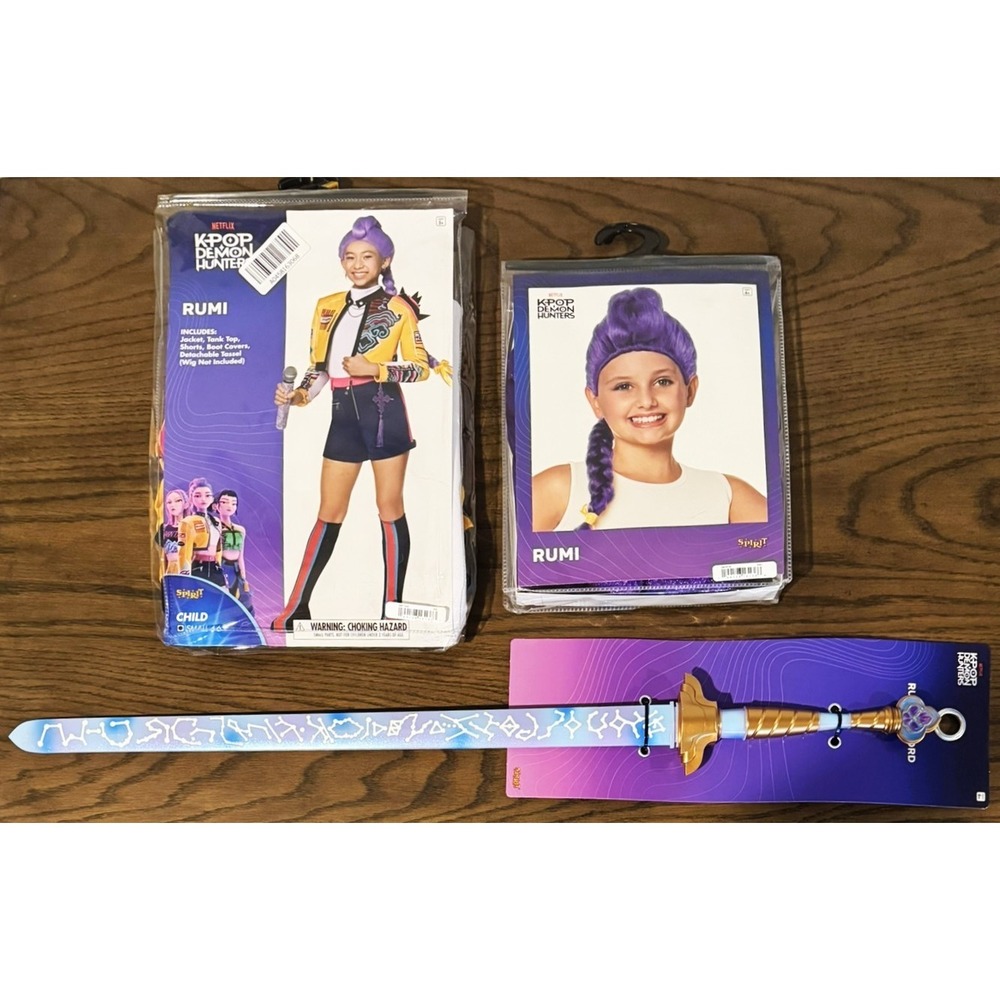 Spirit Halloween KPop Demon Hunters Rumi Costume Wig Sword Child Small 4-6 NWT